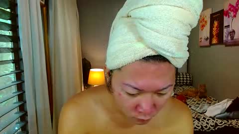 Snapshot of louie_sexy chatting on 1, 2, 2025 Cathy online show from 1, 2, 2025