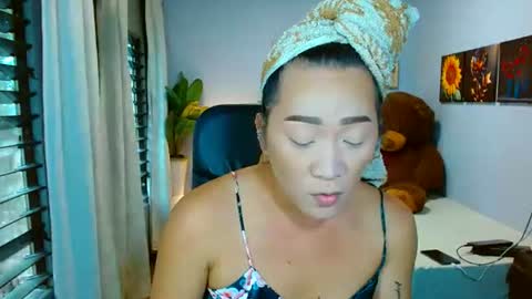 Snapshot of louie_sexy chatting on 17, 7, 2026 Cathy online show from 17, 7, 2026