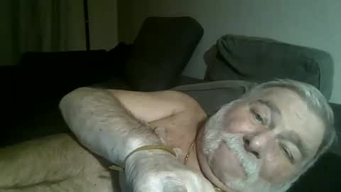 louis_chokdee online show from 2, 1, 2025