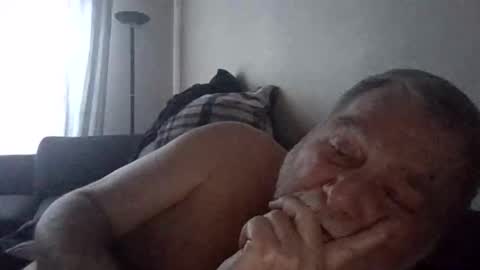 louis_chokdee online show from 12, 3, 2025