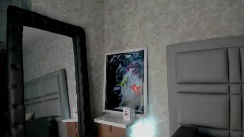 Louis online show from 4, 3, 2026