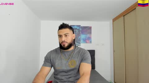 Snapshot of louis_marley_ chatting on 18, 12, 2024 louis_marley_ online show from 18, 12, 2024