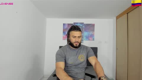 Snapshot of louis_marley_ chatting on 19, 12, 2024 louis_marley_ online show from 19, 12, 2024