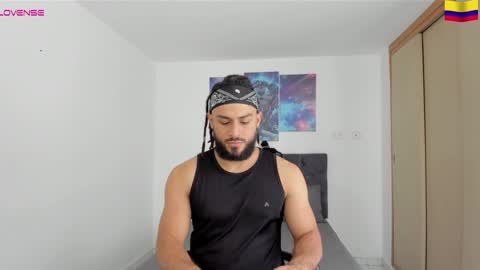 Snapshot of louis_marley_ chatting on 23, 12, 2024 louis_marley_ online show from 23, 12, 2024