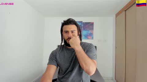 Snapshot of louis_marley_ chatting on 29, 12, 2024 louis_marley_ online show from 29, 12, 2024