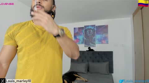 Snapshot of louis_marley_ chatting on 19, 1, 2025 louis_marley_ online show from 19, 1, 2025