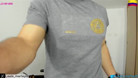 Snapshot of louis_marley_ chatting on 21, 1, 2025 louis_marley_ online show from 21, 1, 2025