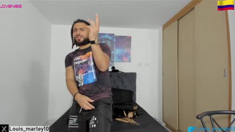 Snapshot of louis_marley_ chatting on 23, 1, 2025 louis_marley_ online show from 23, 1, 2025