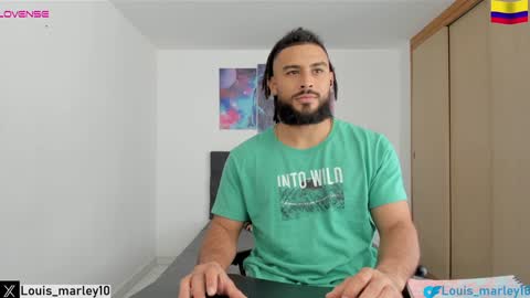 Snapshot of louis_marley_ chatting on 25, 1, 2025 louis_marley_ online show from 25, 1, 2025