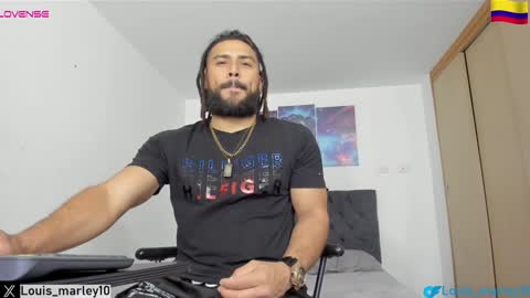 Snapshot of louis_marley_ chatting on 4, 2, 2025 louis_marley_ online show from 4, 2, 2025