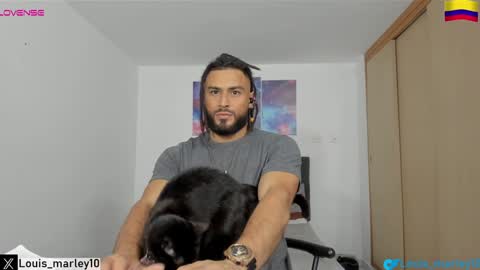 Snapshot of louis_marley_ chatting on 6, 2, 2025 louis_marley_ online show from 6, 2, 2025