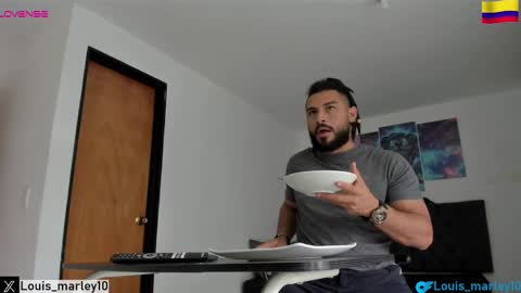 Snapshot of louis_marley_ chatting on 26, 2, 2025 louis_marley_ online show from 26, 2, 2025