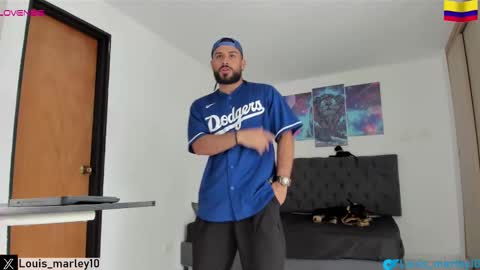 Snapshot of louis_marley_ chatting on 27, 2, 2025 louis_marley_ online show from 27, 2, 2025