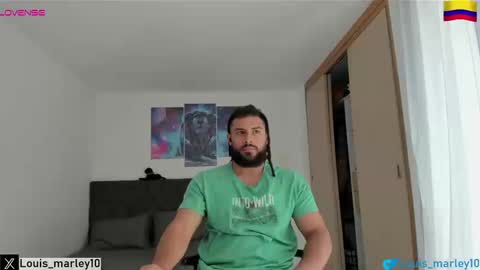 Snapshot of louis_marley_ chatting on 24, 9, 2025 louis_marley_ online show from 24, 9, 2025