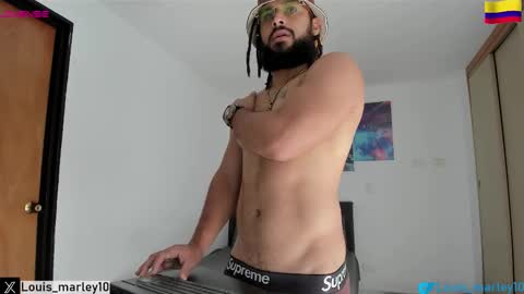 Snapshot of louis_marley_ chatting on 22, 11, 2025 louis_marley_ online show from 22, 11, 2025