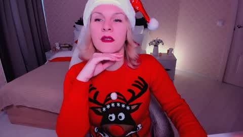 Snapshot of louisa_bay chatting on 25, 12, 2024 Louisa online show from 25, 12, 2024