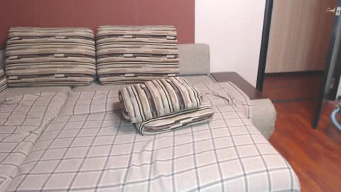 Louise Love online show from 13, 12, 2024