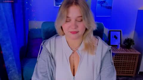 Loise online show from 5, 11, 2025