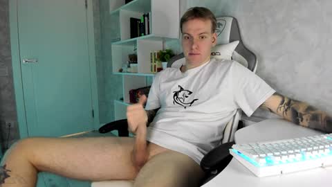 Louis  online show from 2, 1, 2025