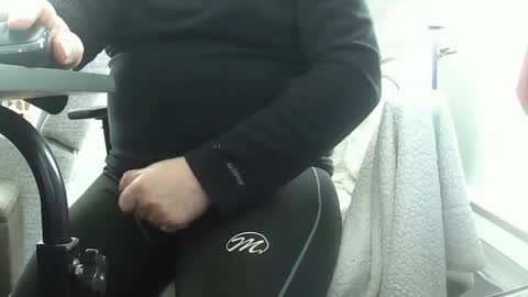 Snapshot of loumtl3 chatting on 18, 2, 2025 loumtl3 online show from 18, 2, 2025