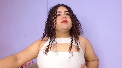 lourdes_moon22 online show from 18, 10, 2025