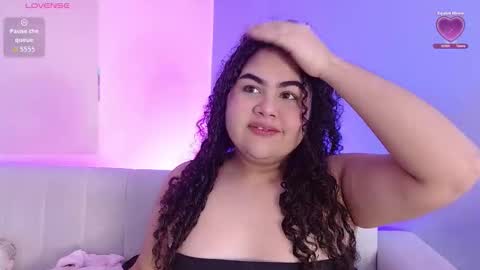 lourdes_moon22 online show from 3, 12, 2025