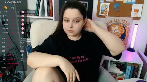 Mia  online show from 26, 3, 2026