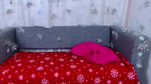 love bella  online show from 18, 12, 2025