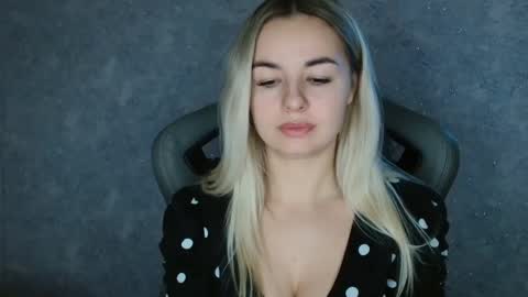 Megane online show from 7, 2, 2025