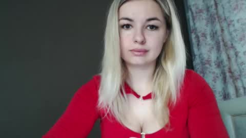 Snapshot of love_dom_meg chatting on 5, 5, 2026 Megane online show from 5, 5, 2026