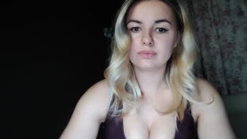 Snapshot of love_dom_meg chatting on 18, 5, 2026 Megane online show from 18, 5, 2026