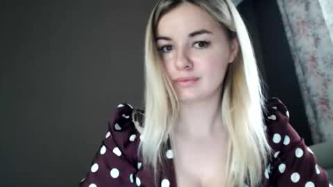 Snapshot of love_dom_meg chatting on 26, 5, 2026 Megane online show from 26, 5, 2026