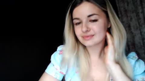Snapshot of love_dom_meg chatting on 27, 5, 2026 Megane online show from 27, 5, 2026