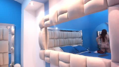 Snapshot of love_melany0 chatting on 19, 5, 2026 Melany online show from 19, 5, 2026