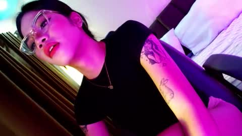 Seren online show from 10, 3, 2026