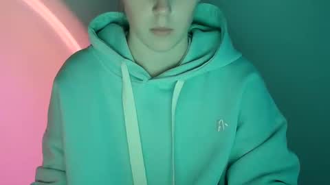 Vivian online show from 28, 11, 2025