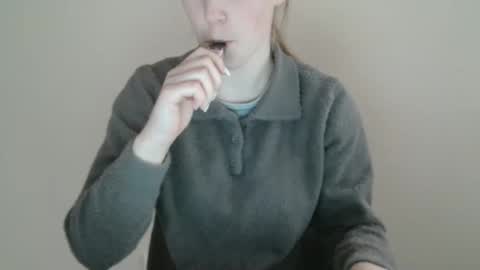 Vivian online show from 31, 3, 2026