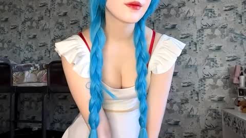 Kim online show from 5, 4, 2026