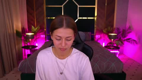 loveedove online show from 2, 4, 2026