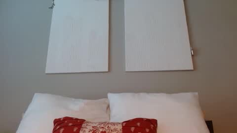 Olivia Rose online show from 25, 10, 2025