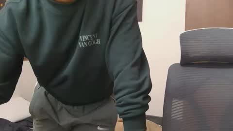 Indian hairy online show from 5, 12, 2025