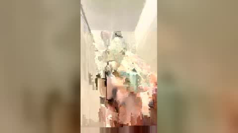 Snapshot of lovehurts282828 chatting on 28, 3, 2026 lovehurts282828 online show from 28, 3, 2026