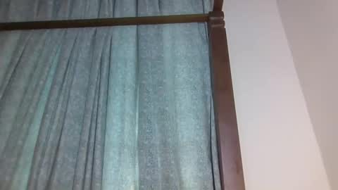 lovelbrownie online show from 1, 11, 2025