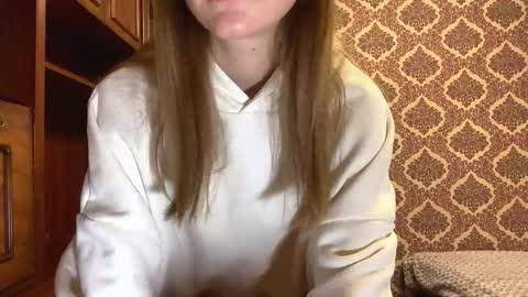 Ella online show from 9, 11, 2025