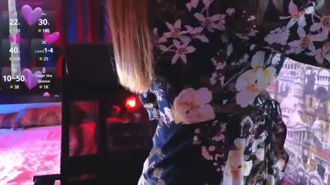 Laura online show from 1, 3, 2025