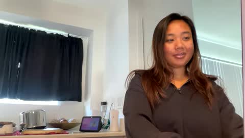 Love online show from 1, 12, 2024