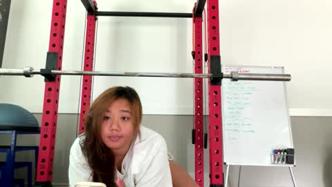 Love online show from 4, 10, 2025