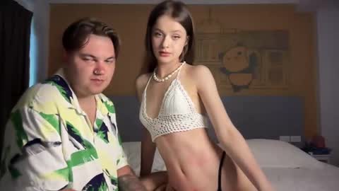 Snapshot of lovelly_mooncouple chatting on 3, 3, 2025 Mileena and Oliver online show from 3, 3, 2025