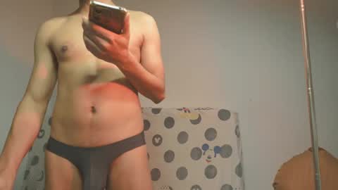 Snapshot of lovely__person chatting on 10, 3, 2025 Lovely Person online show from 10, 3, 2025