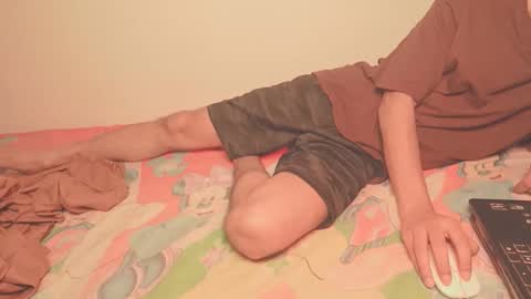 Snapshot of lovely__person chatting on 1, 12, 2025 Lovely Person online show from 1, 12, 2025